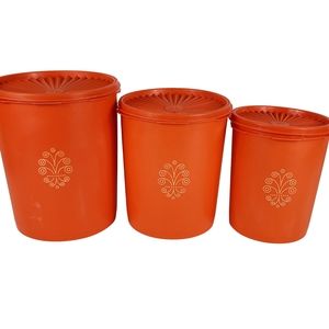 Vintage Tupperware Canisters Nesting Set of 3